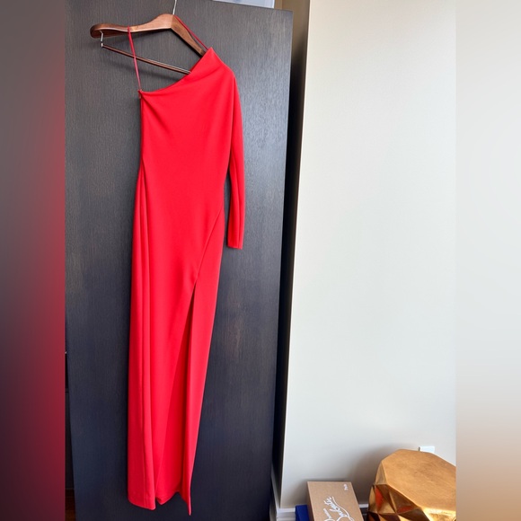 Solace London Nadia Red One-Shoulder Maxi Dress. Made in UK, size 2. Worn once - Picture 15 of 16